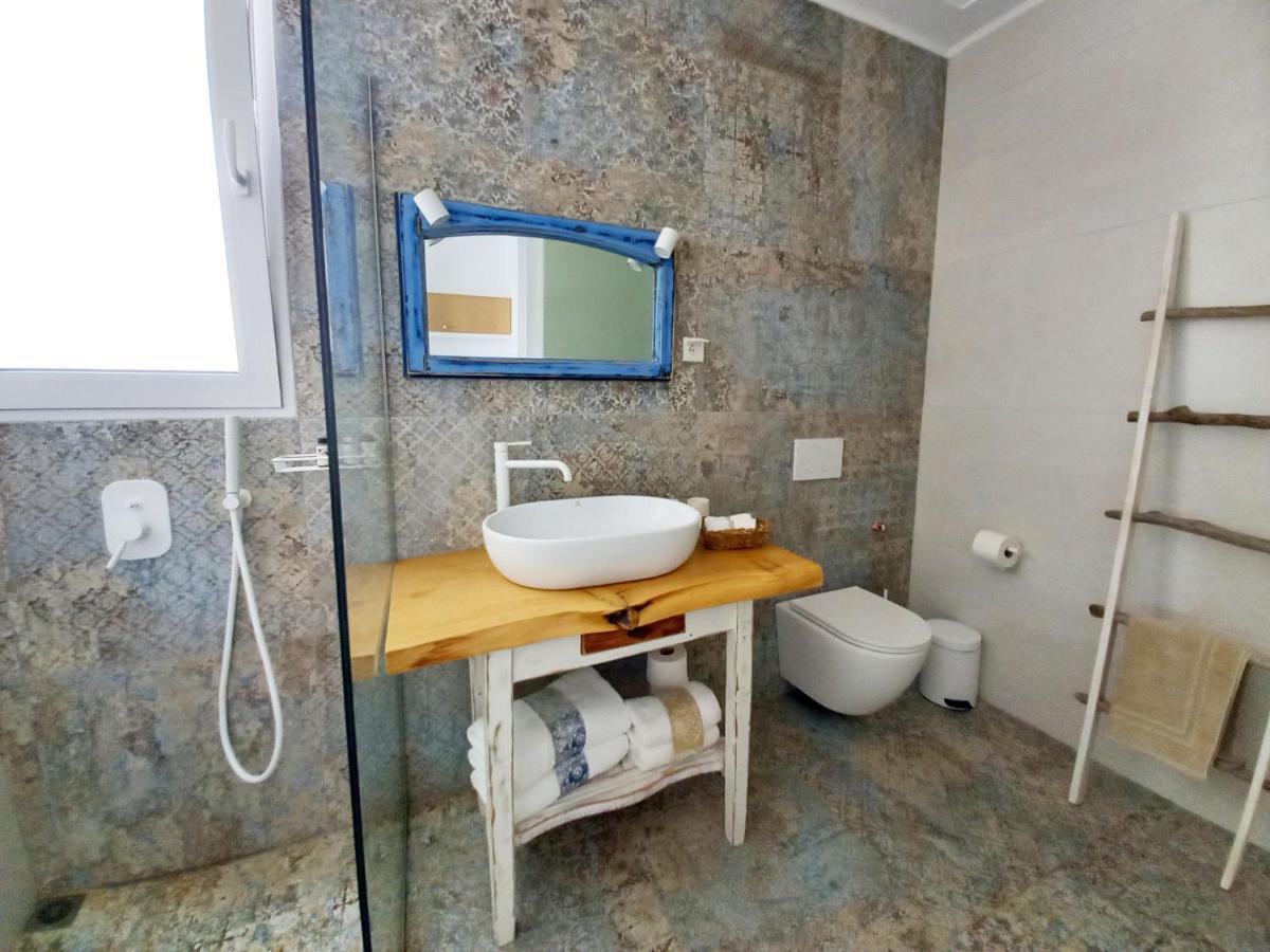 Notus Suites ปลาเกียส ภายนอก รูปภาพ