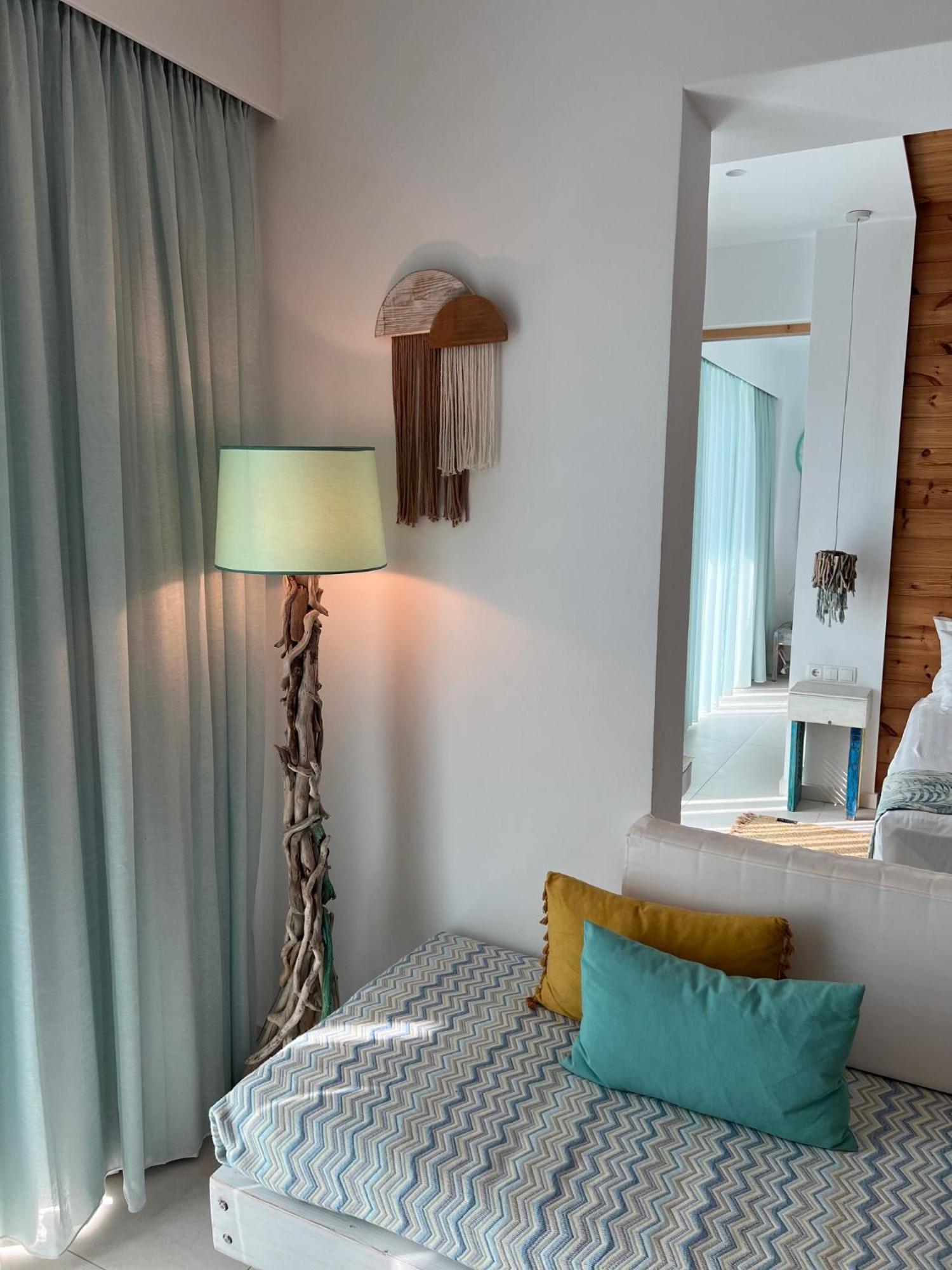 Notus Suites ปลาเกียส ภายนอก รูปภาพ