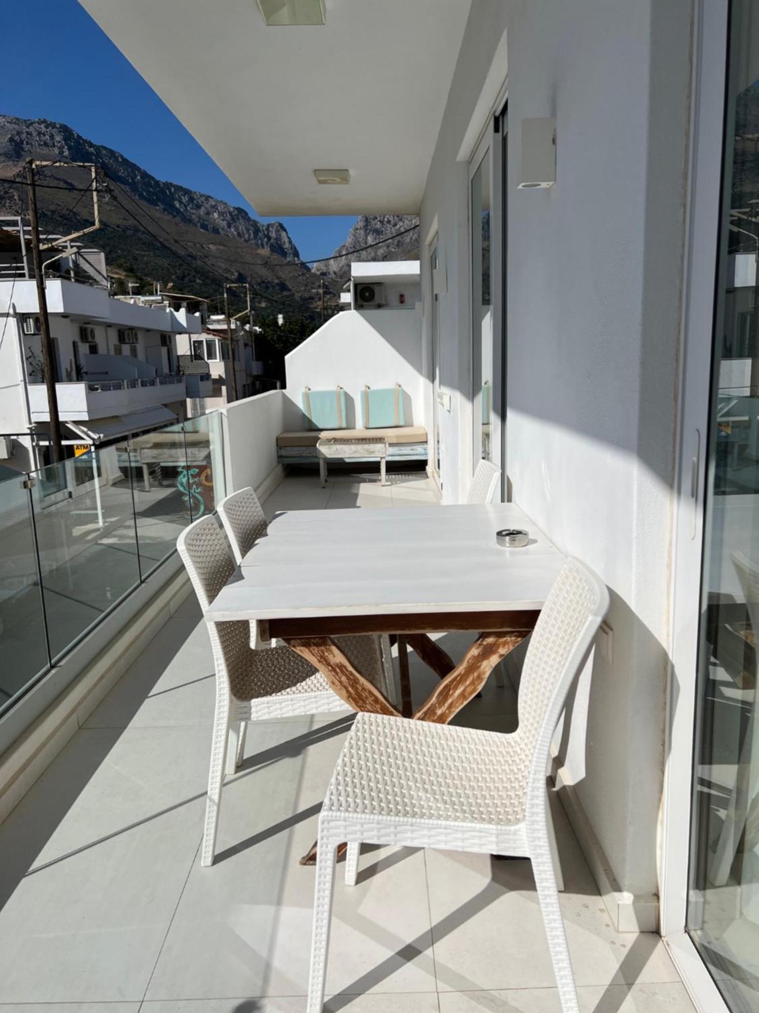 Notus Suites ปลาเกียส ภายนอก รูปภาพ